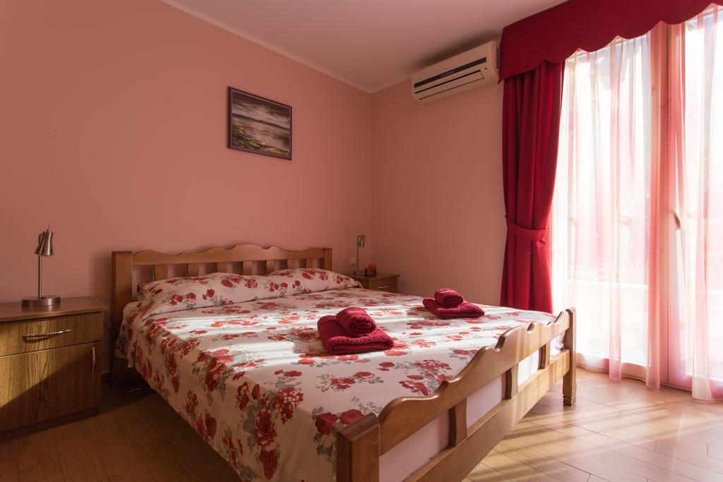 Djurovic Apartments Montenegro Kotor Extérieur photo