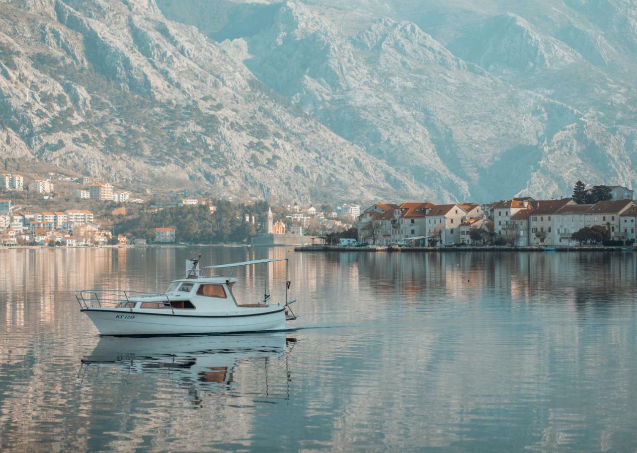 Djurovic Apartments Montenegro Kotor Extérieur photo